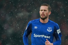 开云体育-智利险胜奥地利，阿拉巴，从维也纳森林到安第斯山脉的关键先生