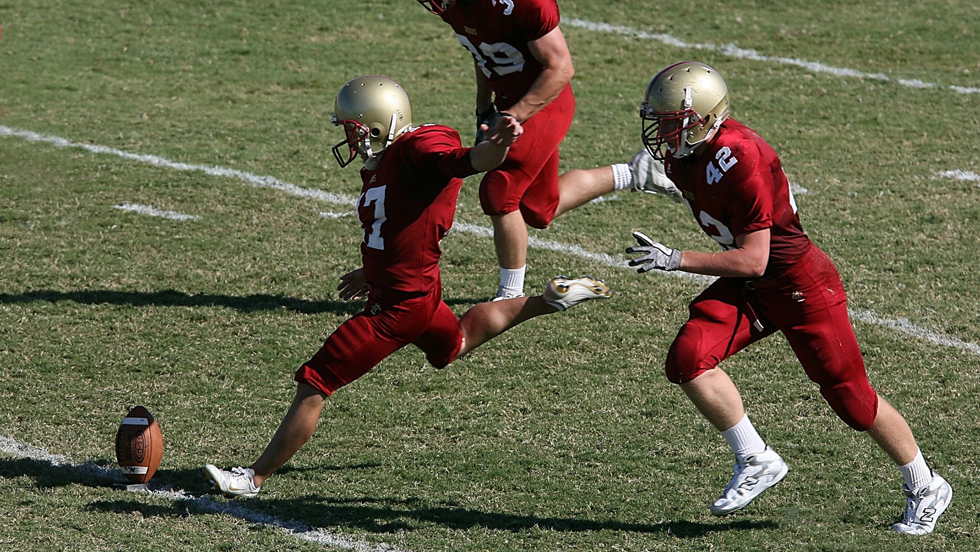 F1年度争冠之夜,库里个人能力完全展现,当赛道轰鸣遇见三分弧线
