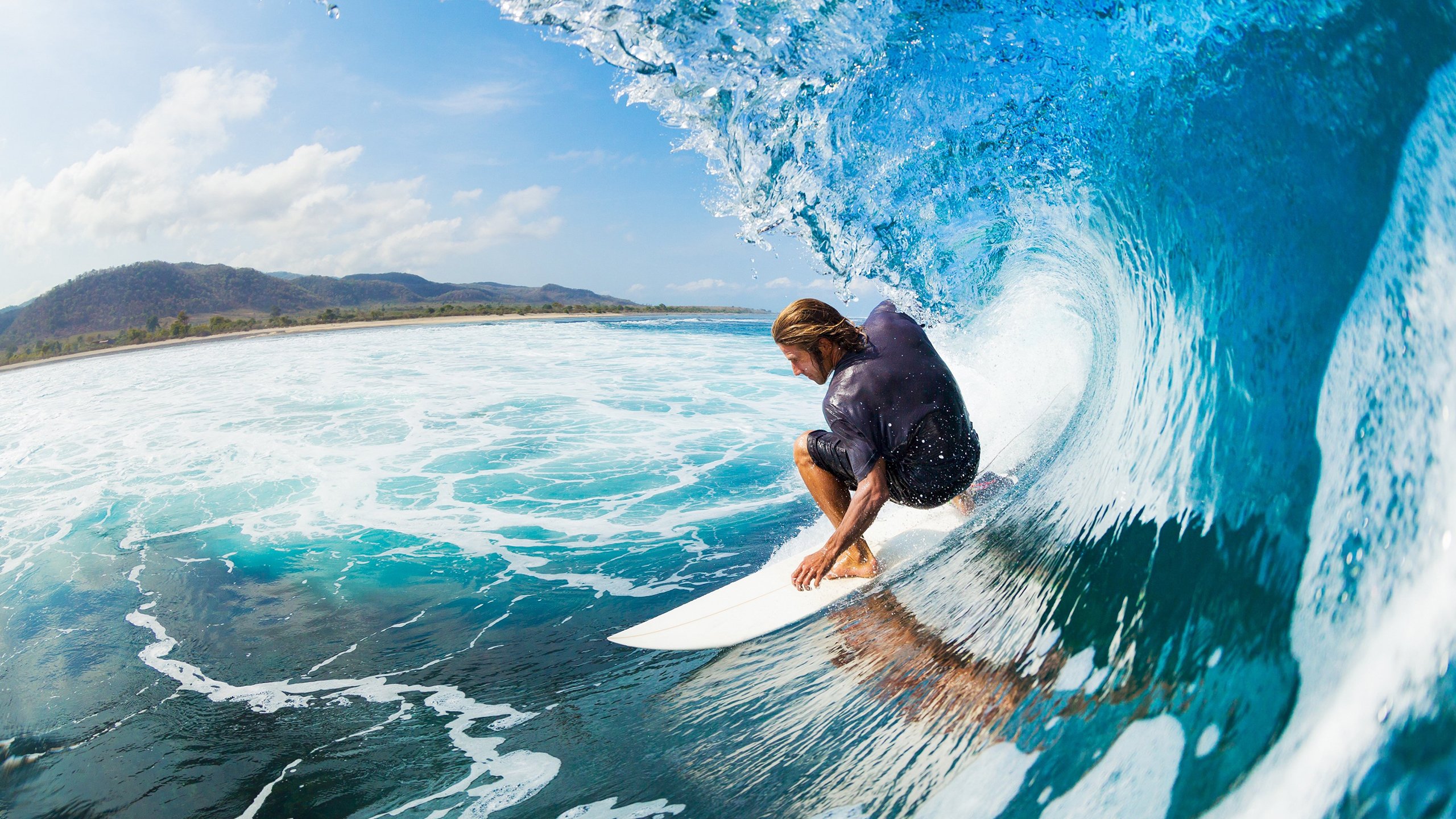 英超争冠之夜，劳塔罗贡献制胜表现，蓝黑之魂在英伦的无声回响