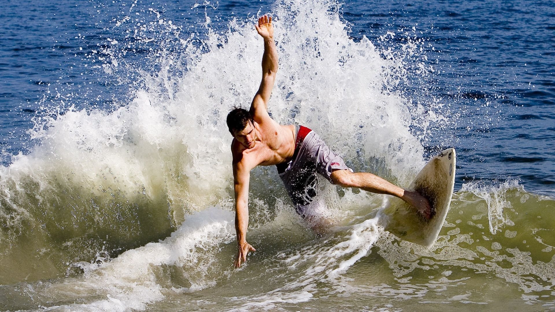 年度焦点之战之夜,英格拉姆带动全队节奏,谱写团队篮球新篇章